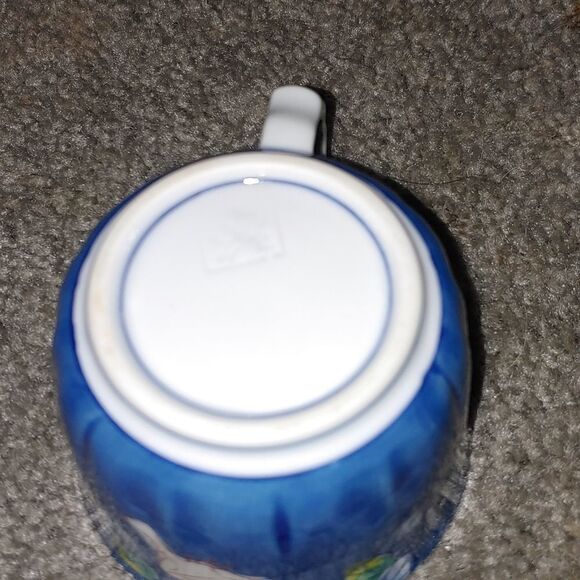 Vintage Cup and Saucer blue with floral print - Picture 8 of 8